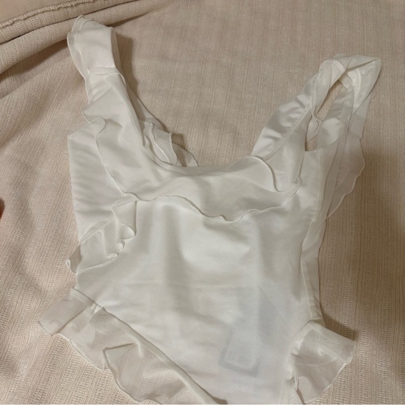 Stormi Top - Picture 2 of 3